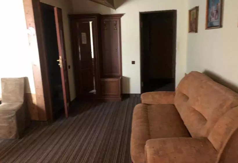 Hotelli Kopa   Zhovkva