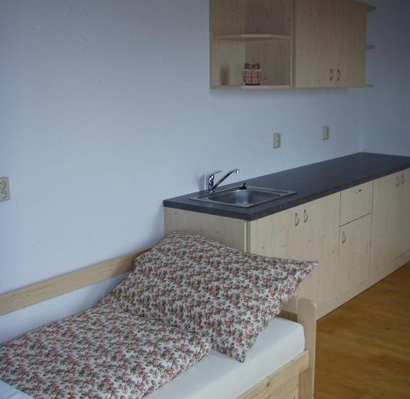 Krčma Hotel U Císařské Cesty