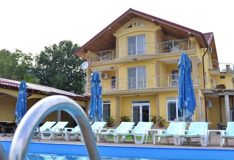 Пансион Casa Marina