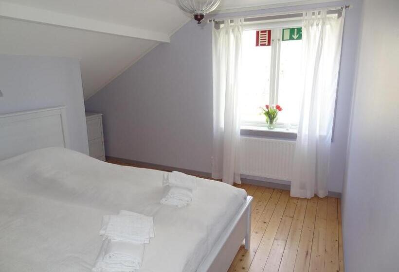 פנסיון Hofsnäs Lilla Sjöstuga