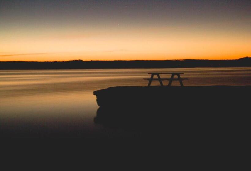 פנסיון Hofsnäs Lilla Sjöstuga