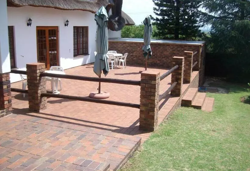 Majatalo Oaktree Lodge Guest House