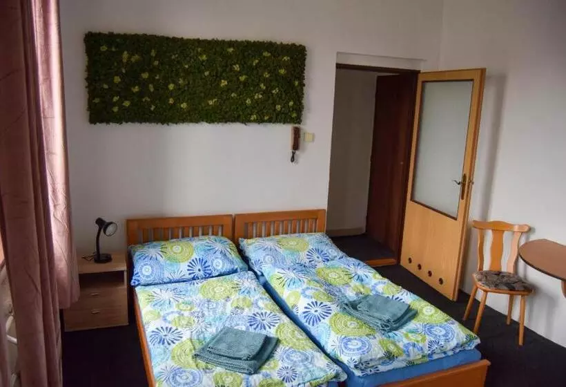 Majatalo Penzion Betty