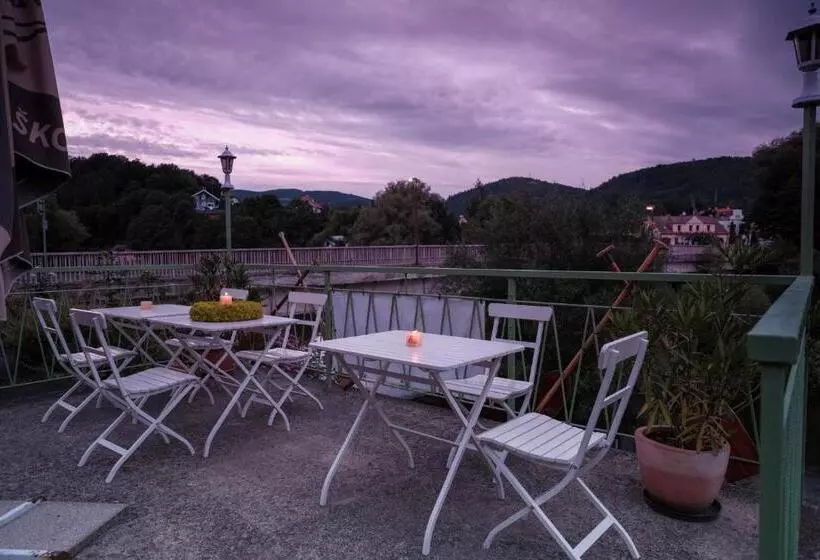 Majatalo Penzion Betty