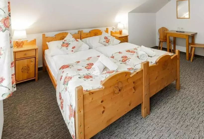 Majatalo Penzion Koliba