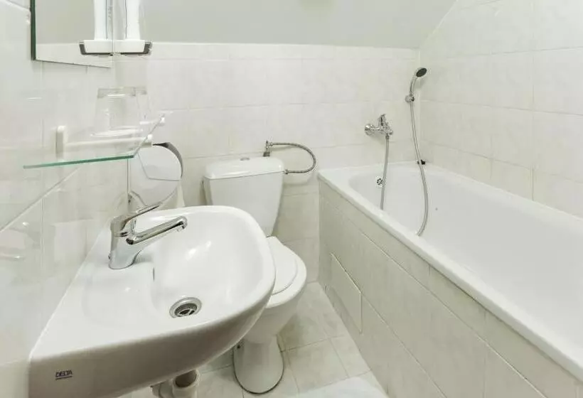 Majatalo Penzion Koliba