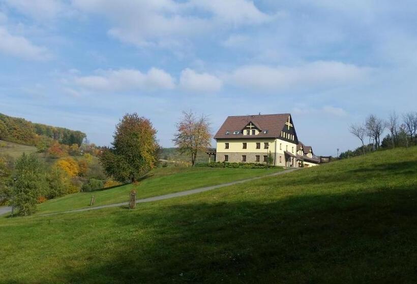 펜션 Penzion Malovaný