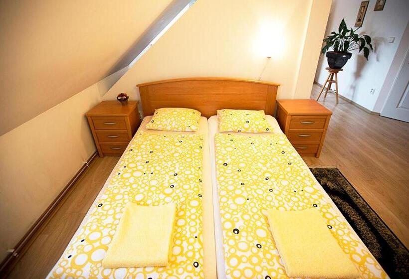 بنسيون Penzion Na Cymbálku