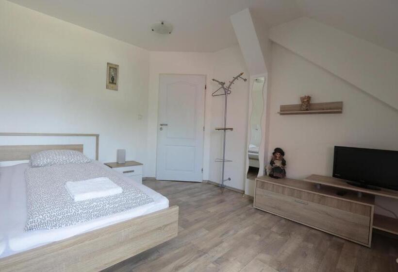 بنسيون Penzion Na Cymbálku