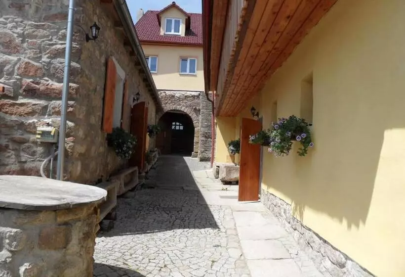 Majatalo Penzion Skalíček