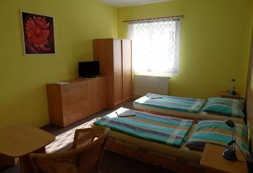 Majatalo Penzion Skalíček