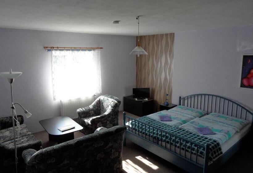 ペンション Penzion Skalíček