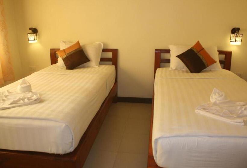 펜션 Sengahloune Villa