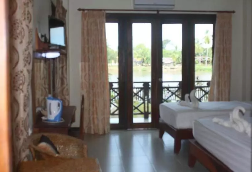 ペンション Sengahloune Villa