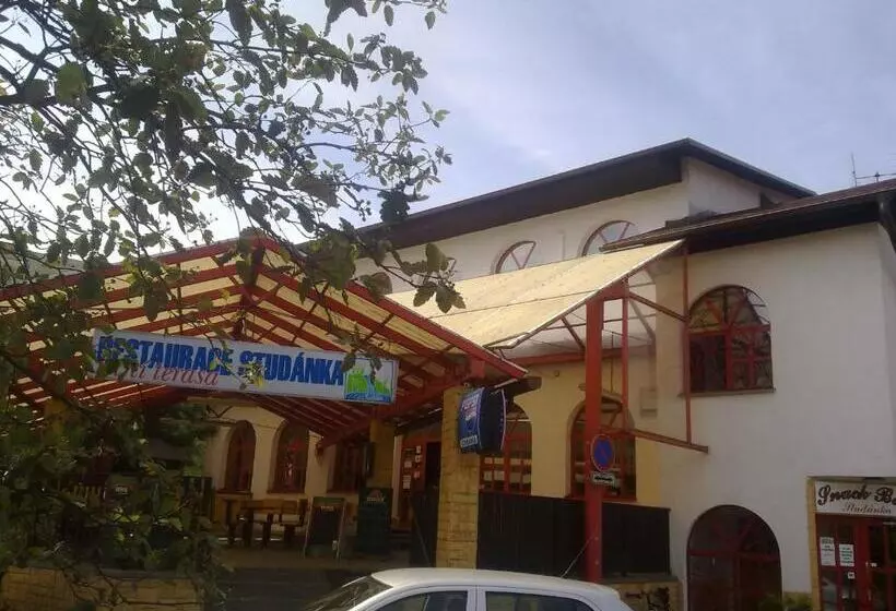پانسیون Studánka