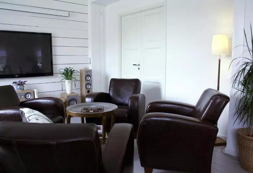 ペンション Villa Akvarellen Bed & Breakfast