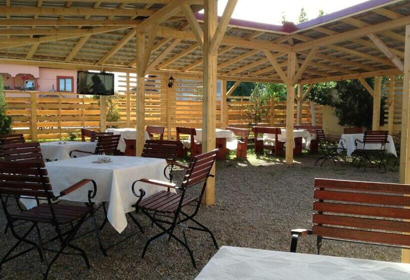 Pensiunea Magnolia Din Tismana