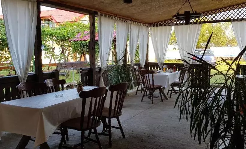 Pensiunea Magnolia Din Tismana