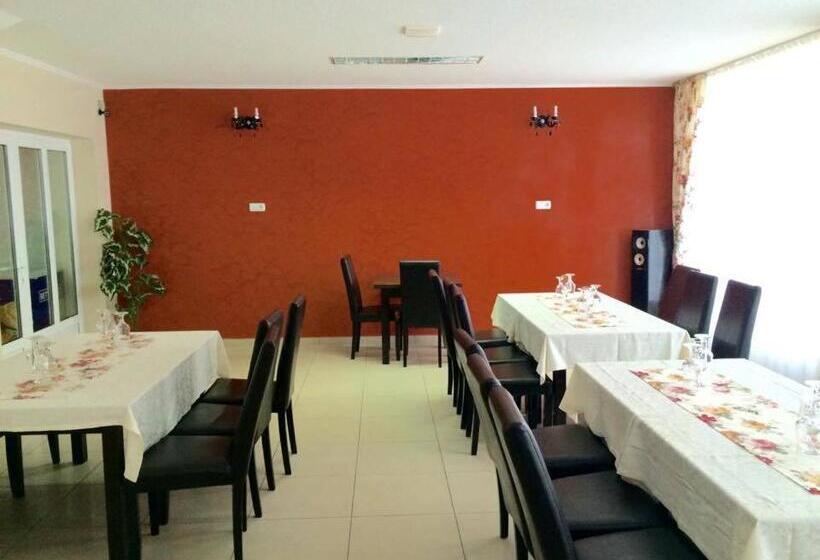 Pensiunea Valea Frumoasei