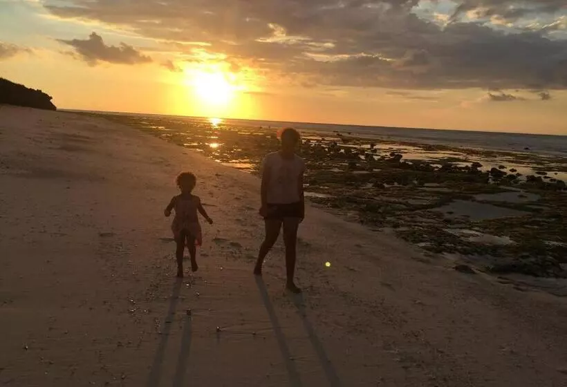 Aamiaismajoitus (B&B) Oro Beach Houses