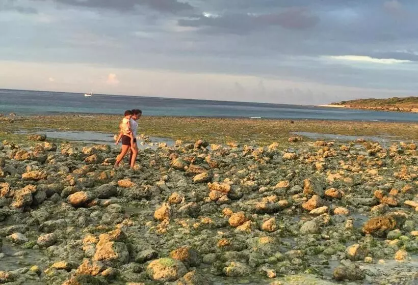 Aamiaismajoitus (B&B) Oro Beach Houses