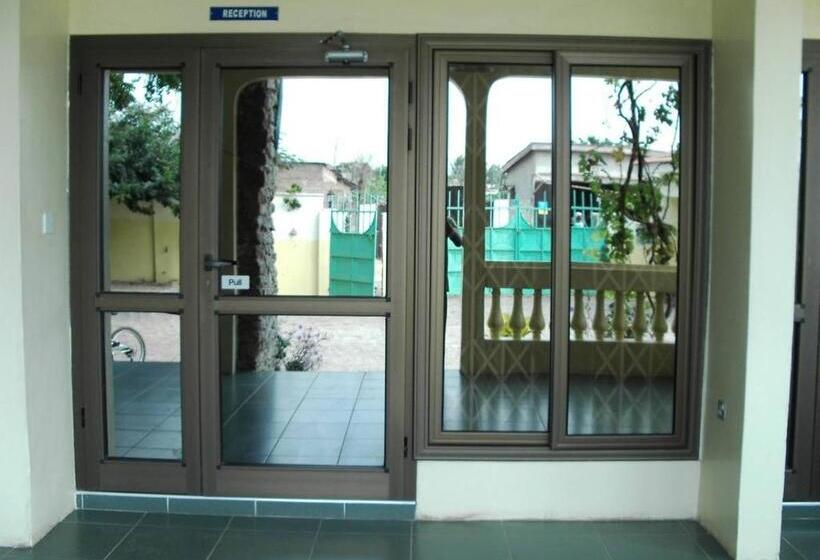 צימר Sampson S Guesthouse Company Ltd