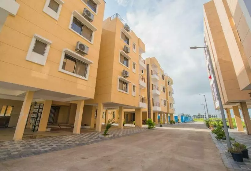 Budget Inn Service Apartments   Tiger Plaza