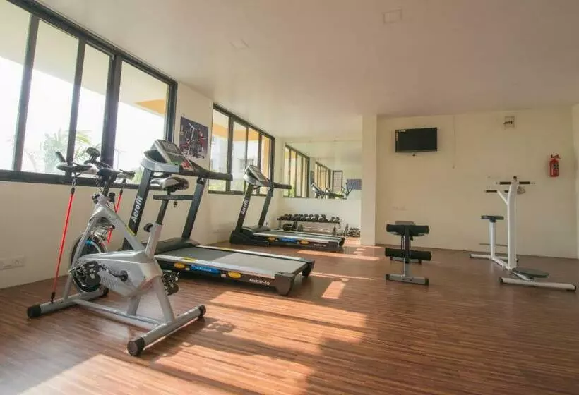 Budget Inn Service Apartments   Tiger Plaza