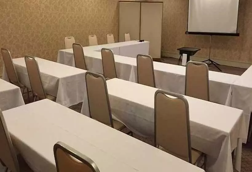 ホテル Crown Hills Takefu