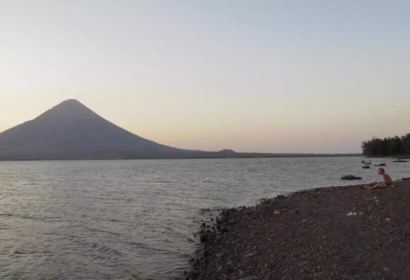 هتل Finca La Magia
