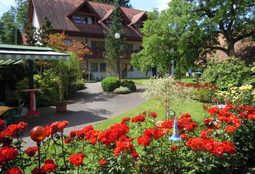 Отель Gästehaus Zur Schönen Aussicht