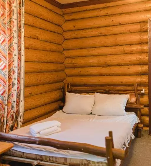 Hotelli Kolyba Opryshkiv