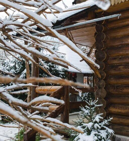 فندق Kolyba Opryshkiv