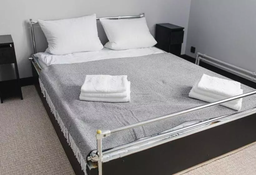 Hotelli Kolyba Opryshkiv