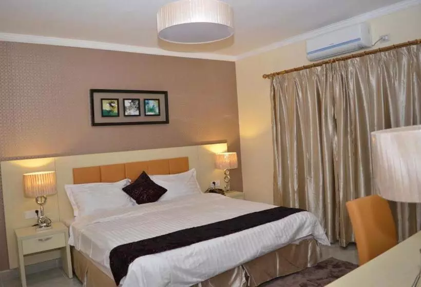 Hotelli Pacific, Lda