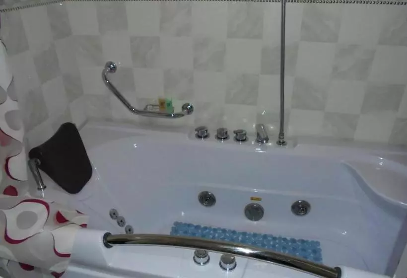 Hotelli Pacific, Lda