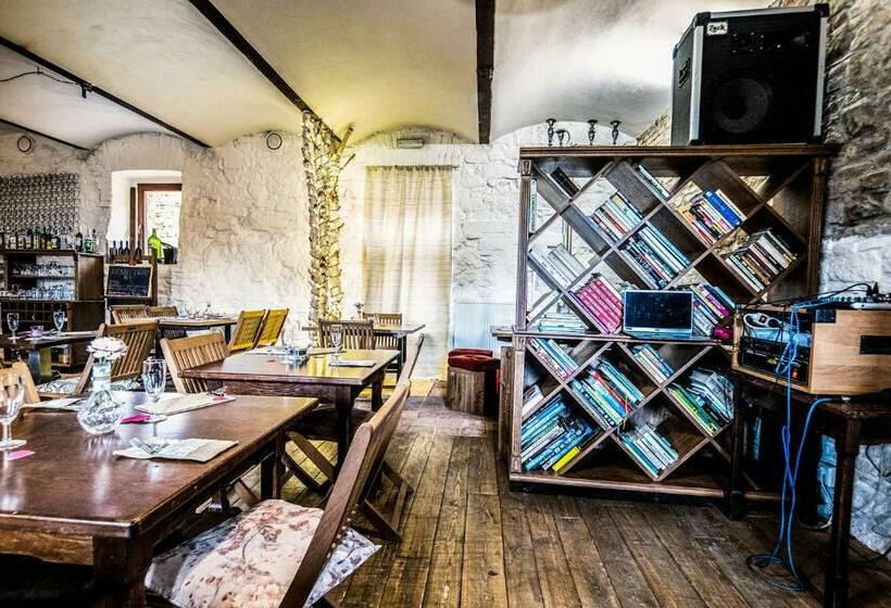 Szálloda Statek Luníkov