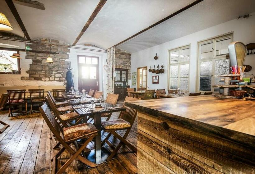 Szálloda Statek Luníkov