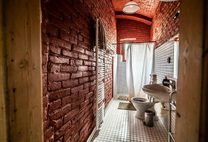 Szálloda Statek Luníkov