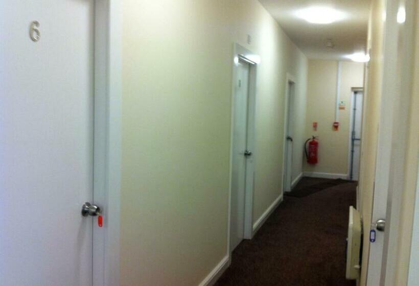 فندق The Horse And Jockey