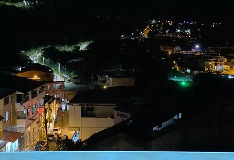 ホテル Wampushkar