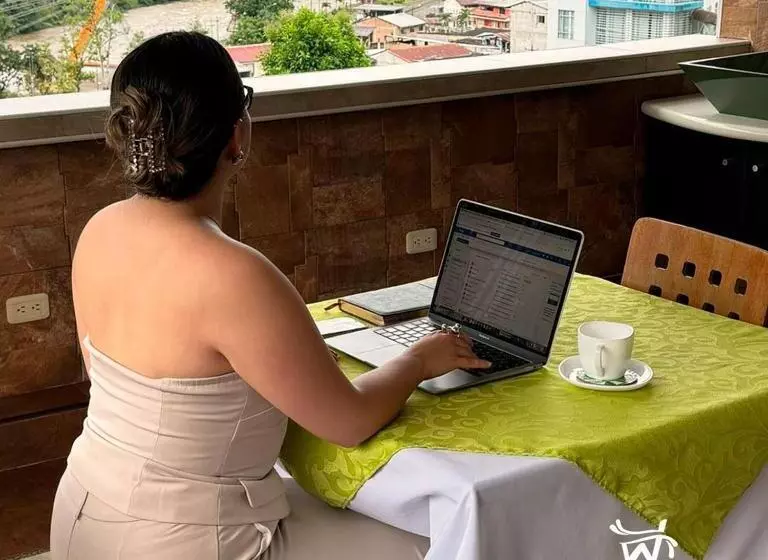 ホテル Wampushkar