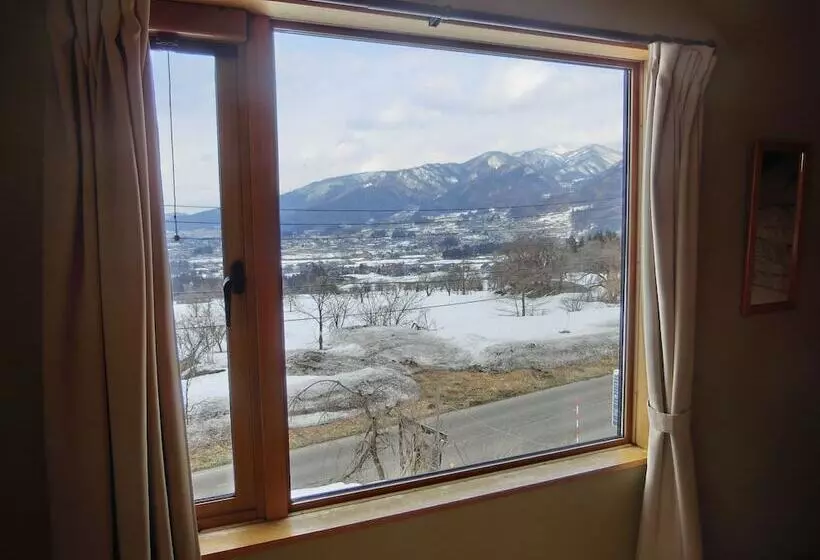 Miyukinomori Youth Hostel