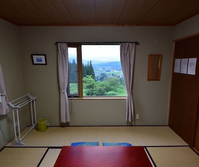 Miyukinomori Youth Hostel