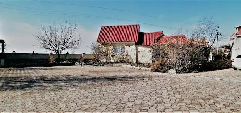 モーテル Beregynya