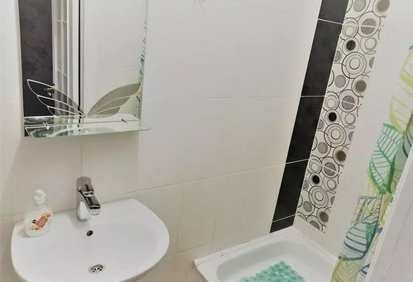 モーテル Beregynya