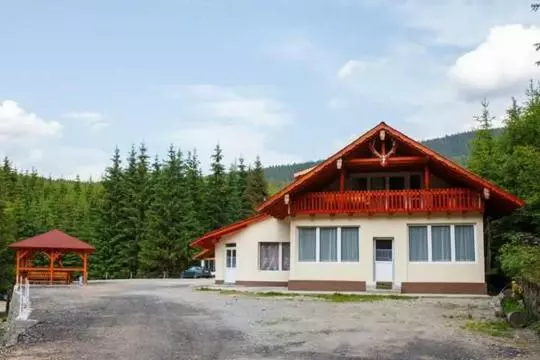 Majatalo Cabana Cerbul Oasa Transalpina