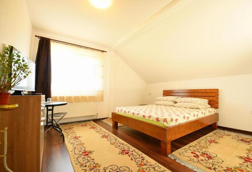 پانسیون Casa Daria