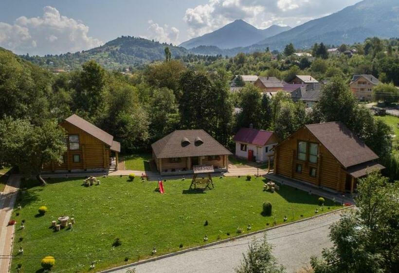 پانسیون Casutele Din Moisei