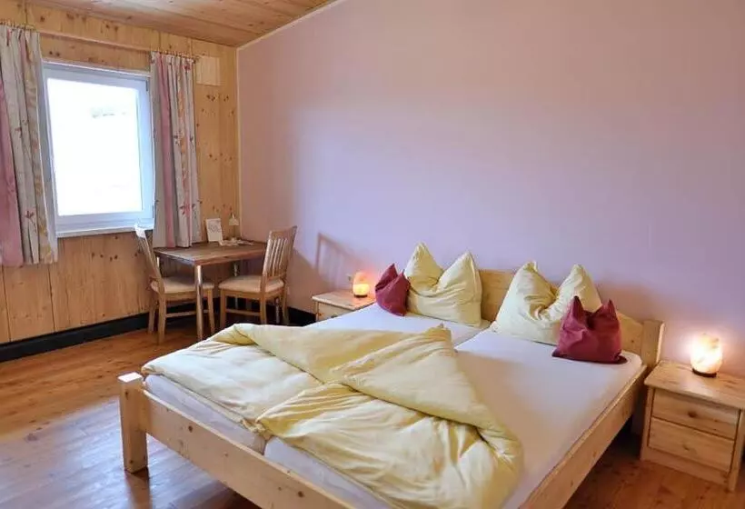 Majatalo Hildegard Naturhaus